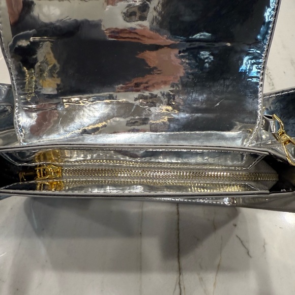 Silver Bag - Picture 9 of 9